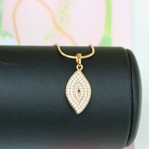 "Rose Gold Eye Leaf Pendant with White and Black Crystal Detail, XPPT1254 - Picture 6 of 12
